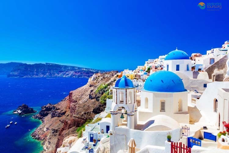 first-time-on-santorini-what-you-are-going-to-see-1