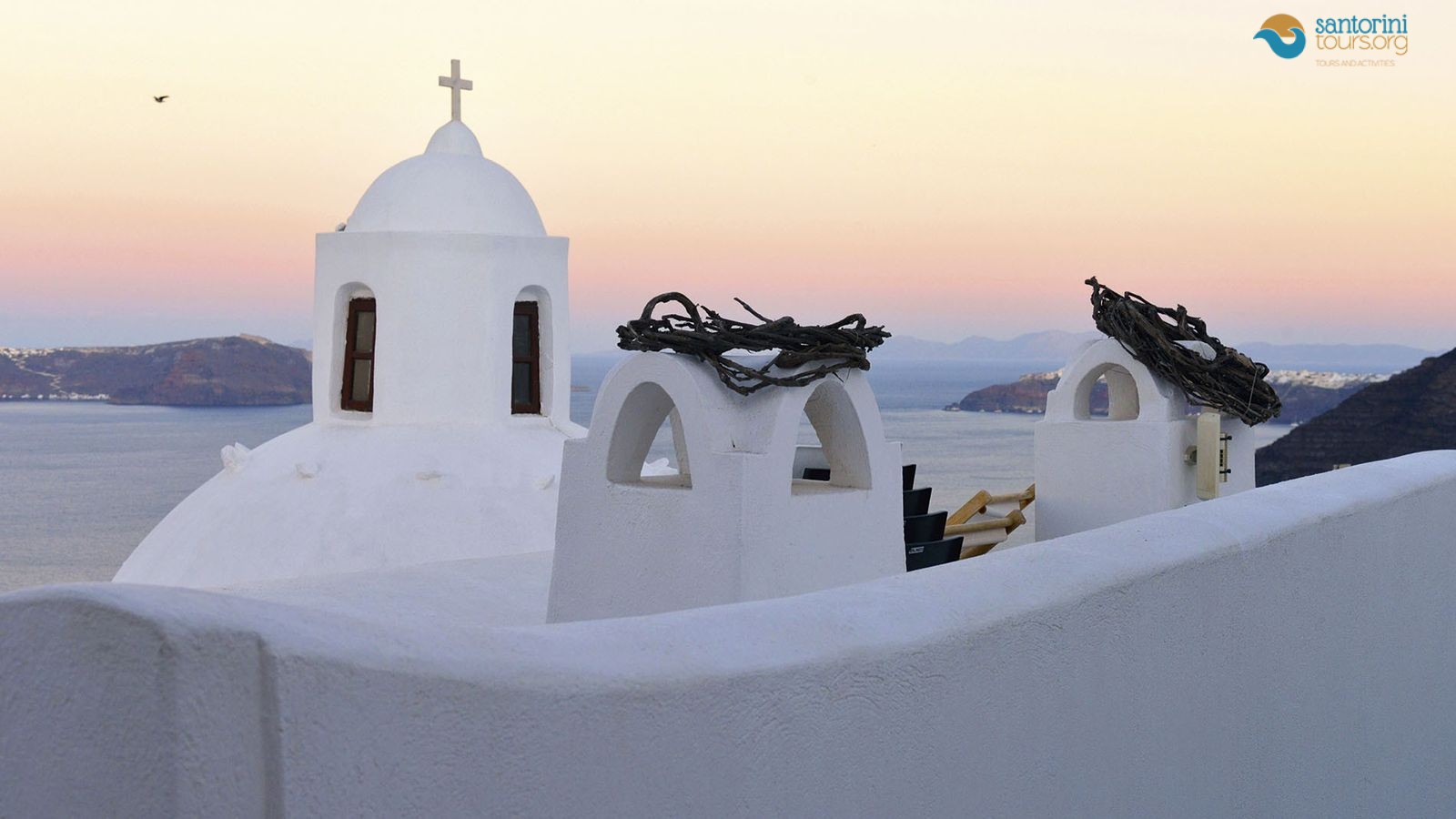 Is-Santorini-worth-visiting-in-winter-2024