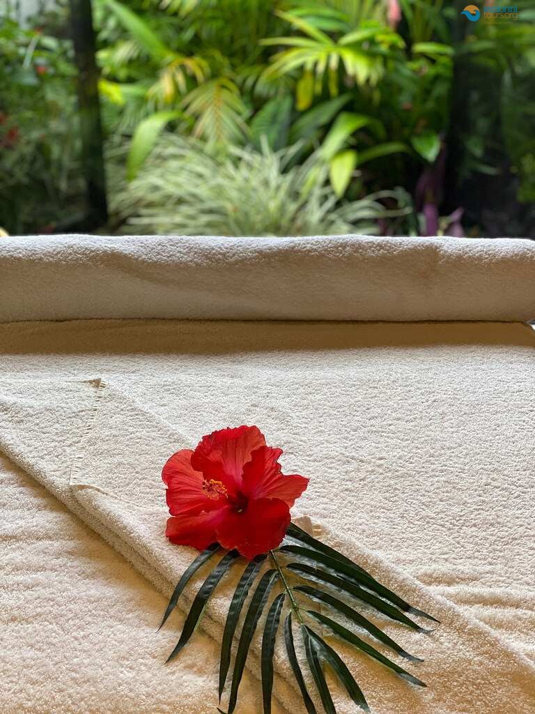 a prepared table for a santorini spa massage